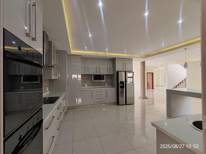 House For Sale in Blue Valley Golf Estate, Centurion - Photo 3