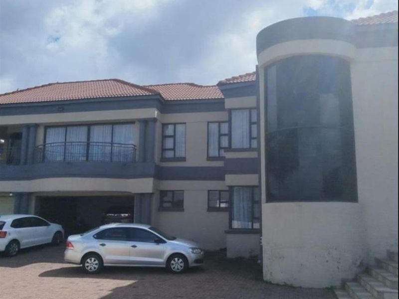 House For Sale in Model Park, Witbank - Photo 6