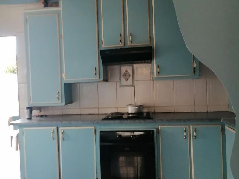 3 Bedrooms House For Sale in Seshego, Polokwane - Photo 5