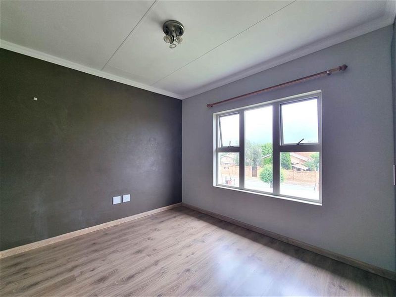3 Bed,2 Bath GROUND Floor Apartment To Rent in Midrand - Photo 7