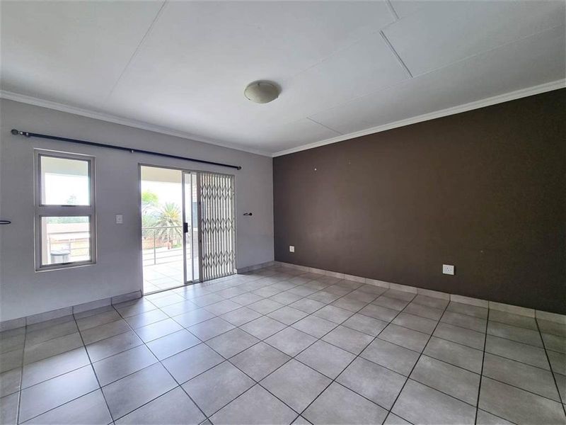 3 Bed,2 Bath GROUND Floor Apartment To Rent in Midrand - Photo 4