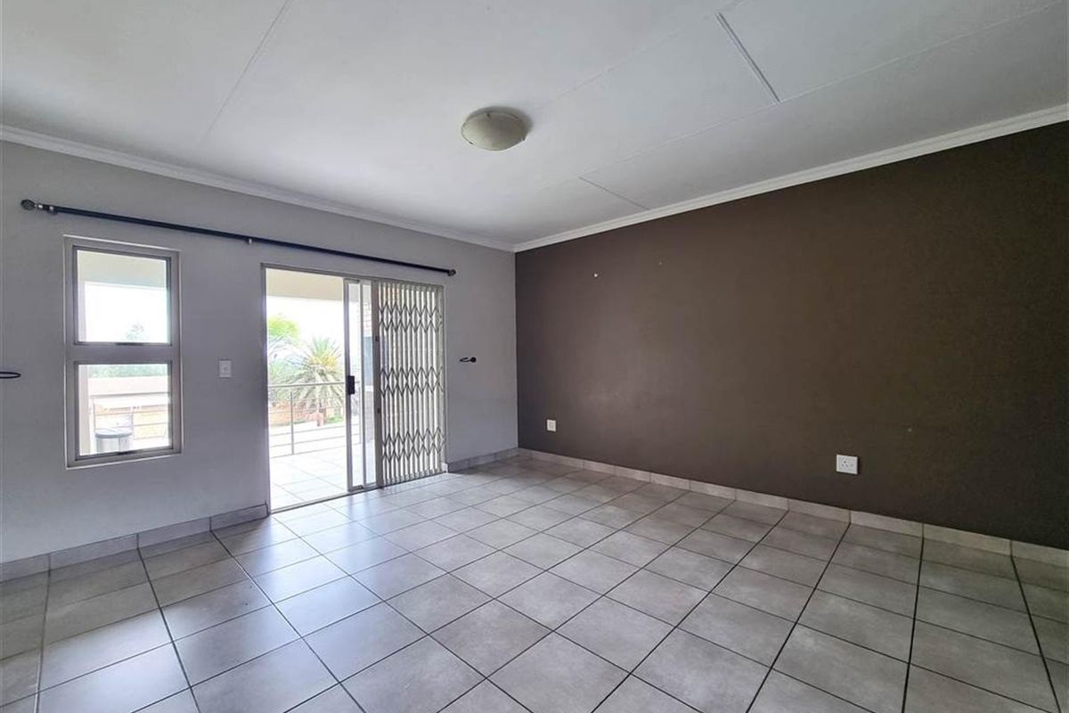 3 Bed,2 Bath GROUND Floor Apartment To Rent in Midrand - Photo 4