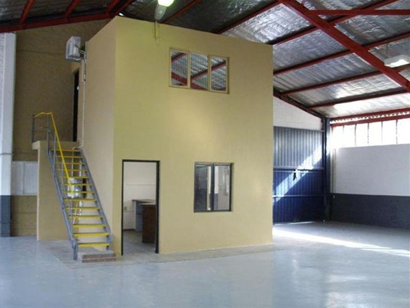 Warehouse To Rent in Pinetown North Industria, Pinetown, KwaZulu Natal - Photo 3