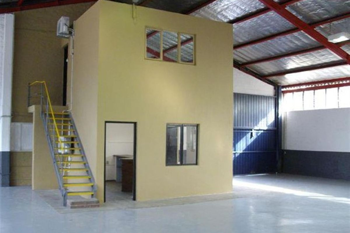 Warehouse To Rent in Pinetown North Industria, Pinetown, KwaZulu Natal - Photo 3