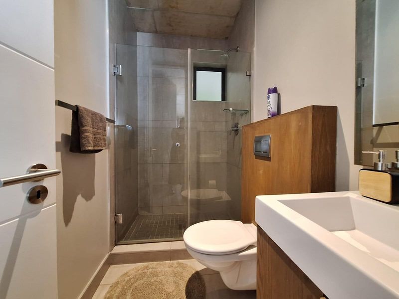 Modern Holiday Apartment in the Heart of Ballito - Photo 8