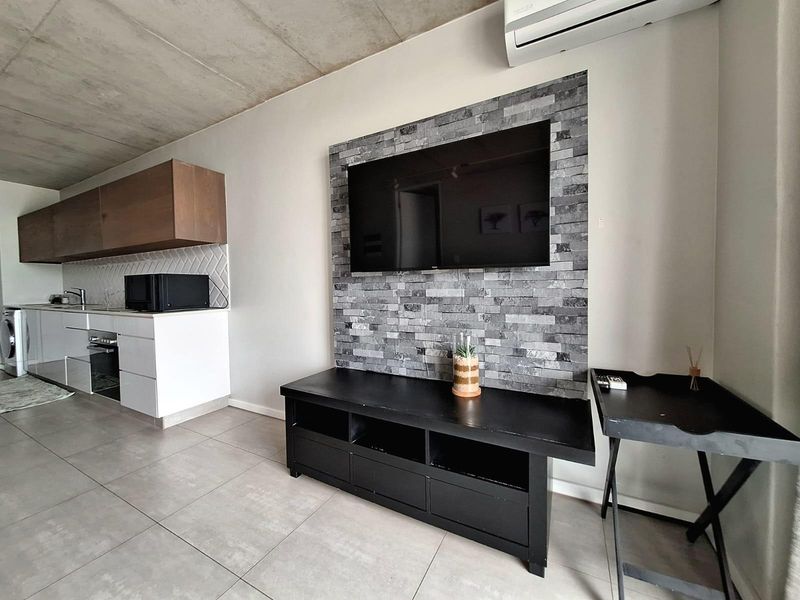 Modern Holiday Apartment in the Heart of Ballito - Photo 4