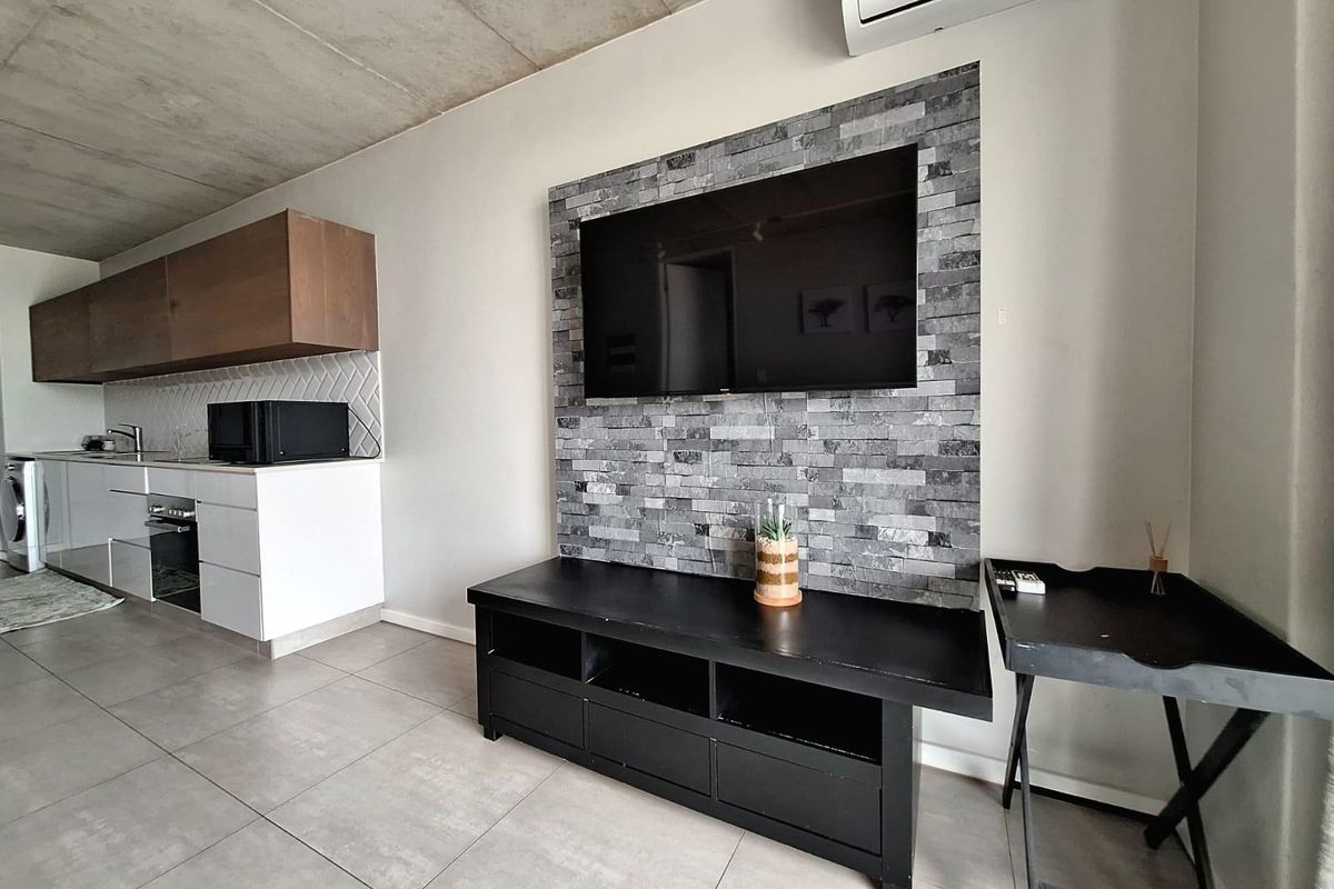 Modern Holiday Apartment in the Heart of Ballito - Photo 4