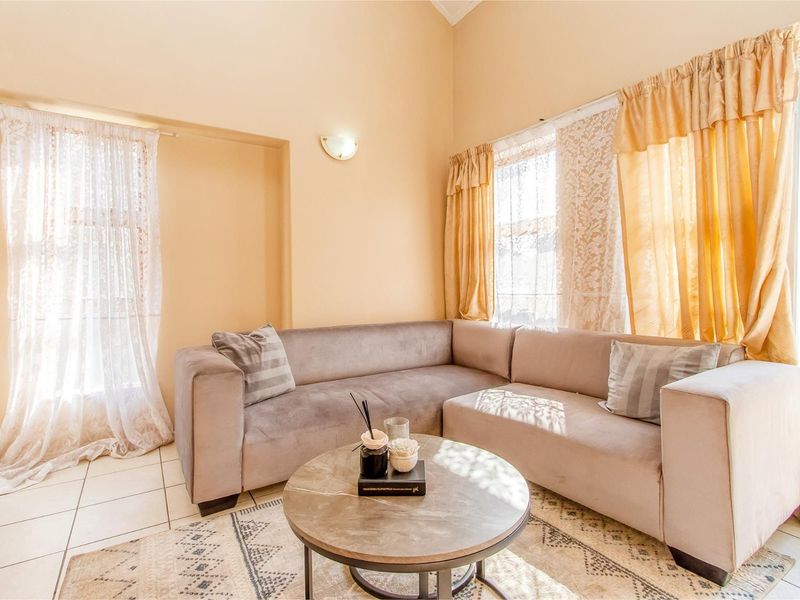 Cozy apartment in Secure Complex - Ferndale - Photo 6