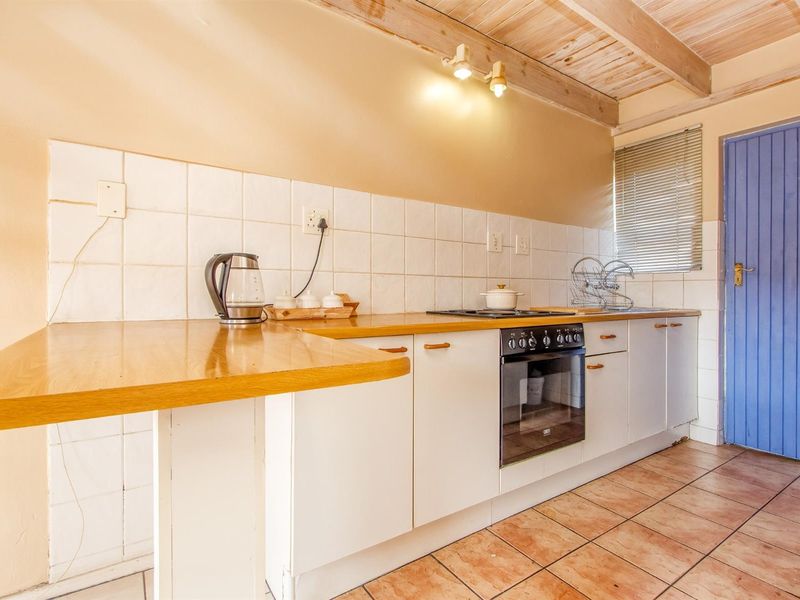 Cozy apartment in Secure Complex - Ferndale - Photo 4