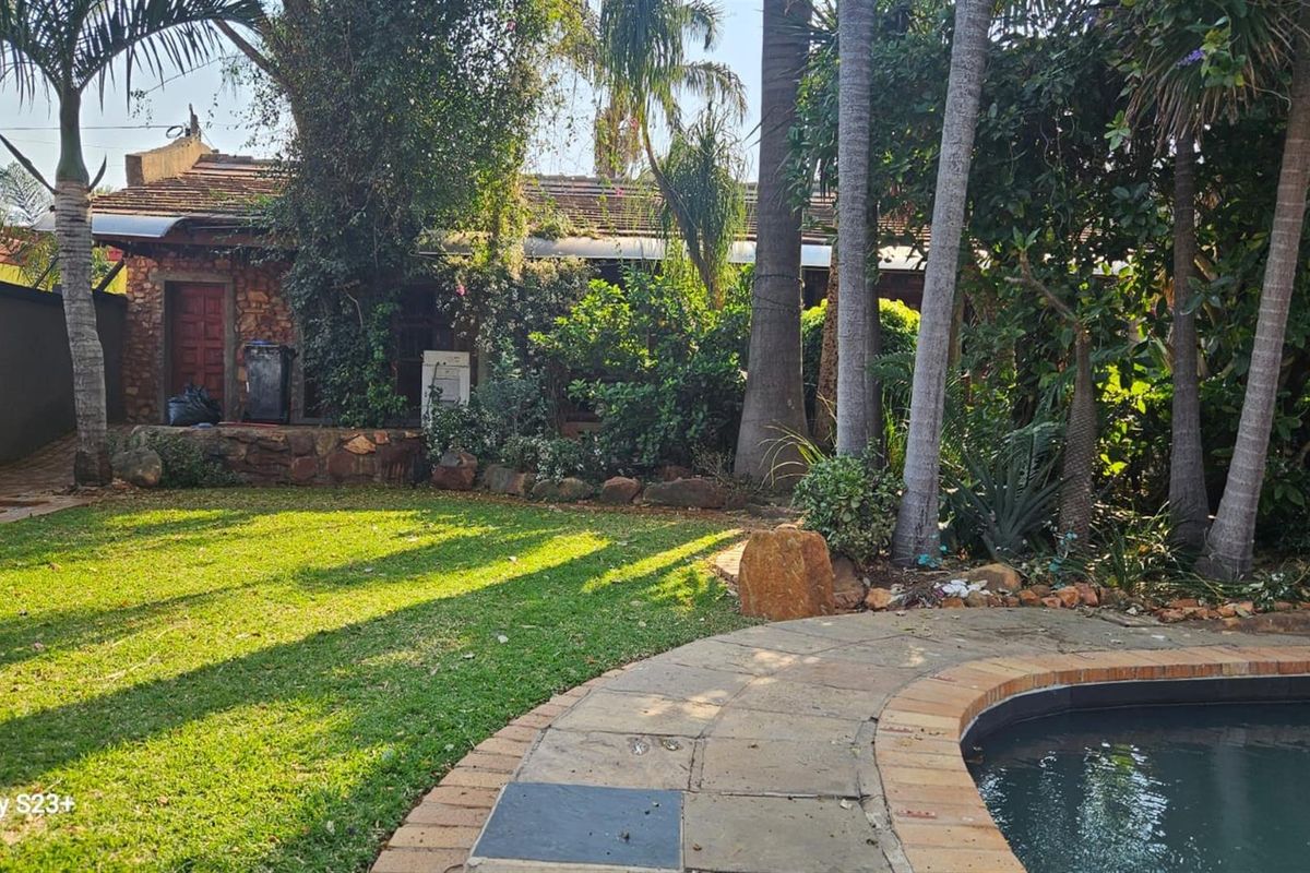 House For Sale in Amandasig, Akasia - Photo 2