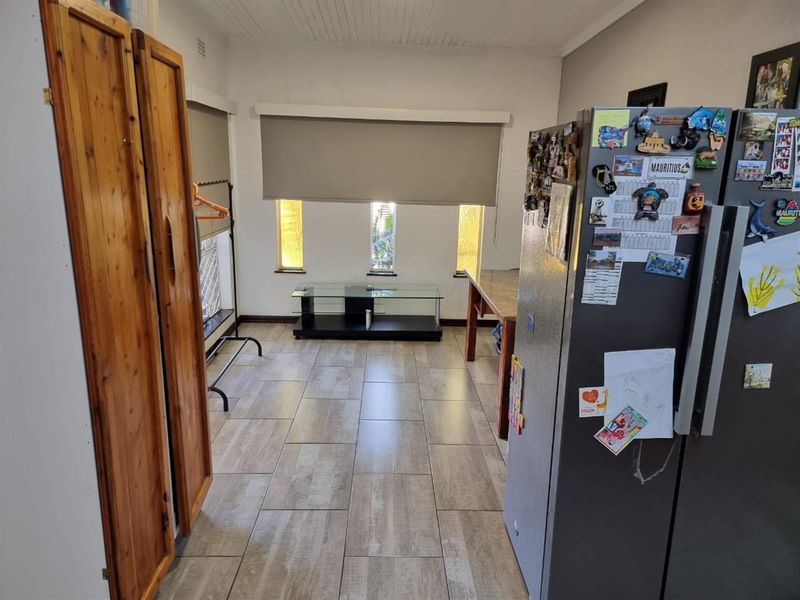 Prime Location | Luxurious - Modern Home - Pioneer Park - Photo 4