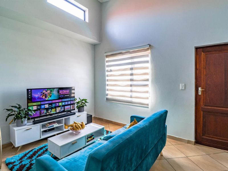 Apartment For Sale in Noordwyk, Midrand - Photo 9