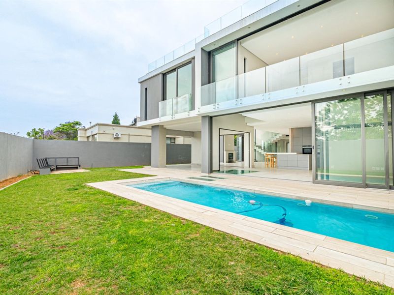 Exquisite Multi- Level Architectural Masterpiece in Sandton - Photo 2