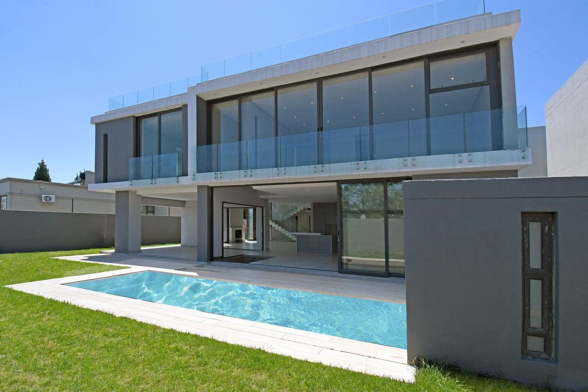 Exquisite Multi- Level Architectural Masterpiece in Sandton - Photo 3