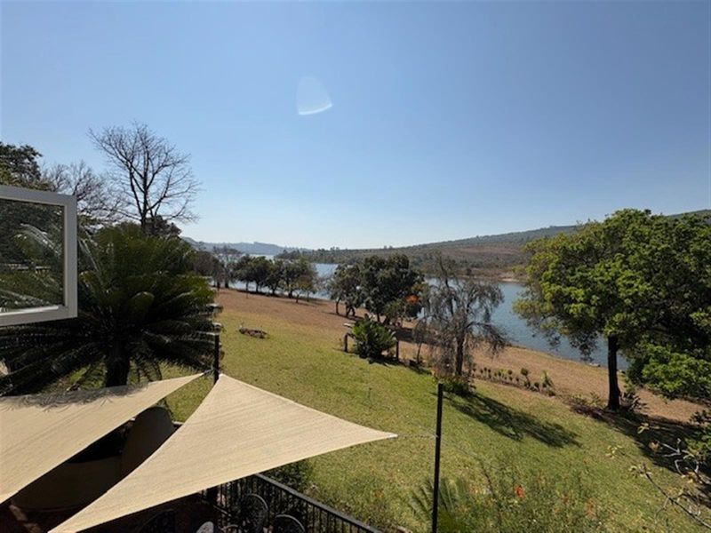 5 Bedroom Home outside White River on Da Gama Dam - Photo 10