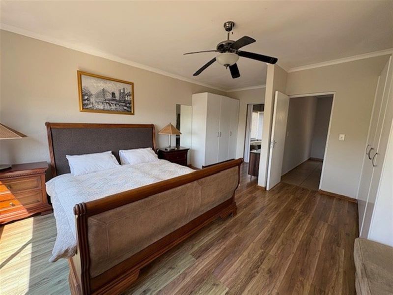 5 Bedroom Home outside White River on Da Gama Dam - Photo 9