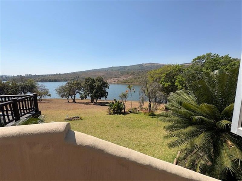5 Bedroom Home outside White River on Da Gama Dam - Photo 8