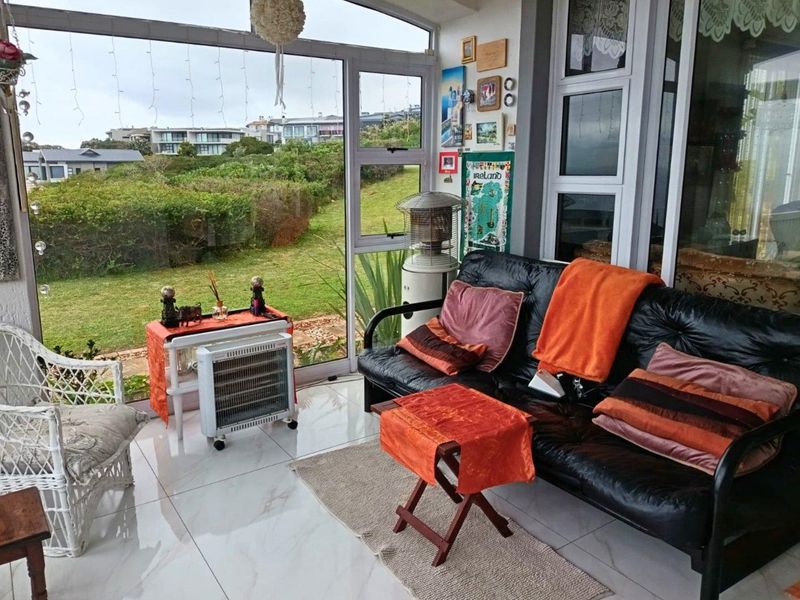 Luxury Coastal Living – Golf Villa with Ocean Views  - Photo 6