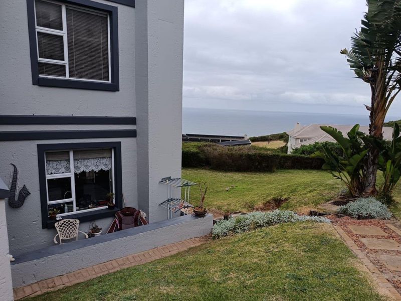 Luxury Coastal Living – Golf Villa with Ocean Views  - Photo 2