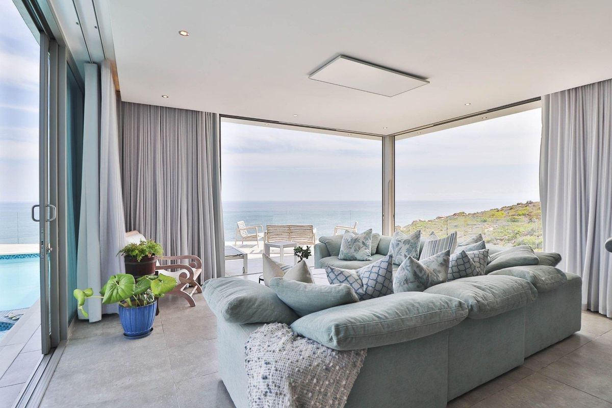 The Pinnacle of Luxury Living on the Cliffside - Photo 2