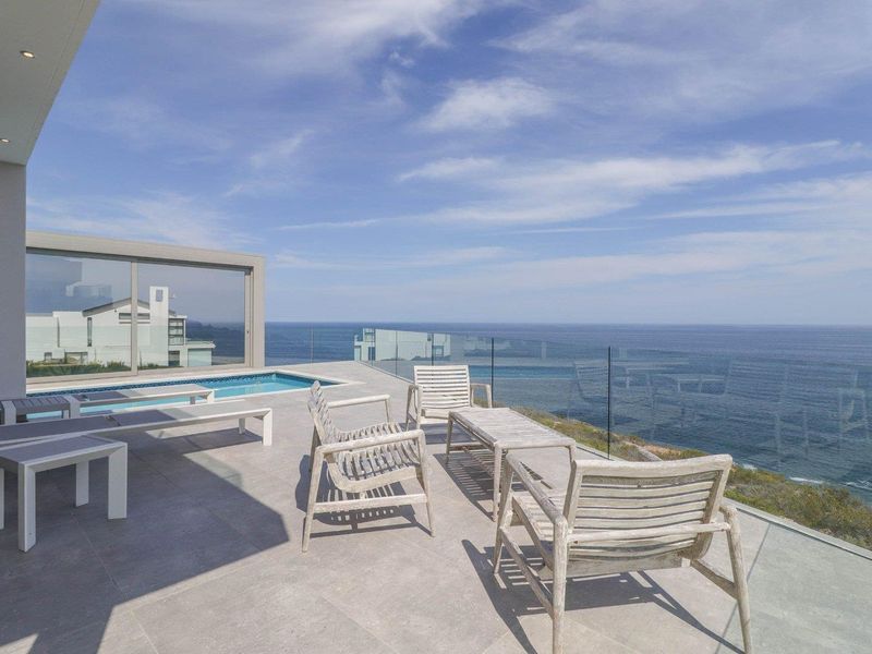 The Pinnacle of Luxury Living on the Cliffside - Photo 6