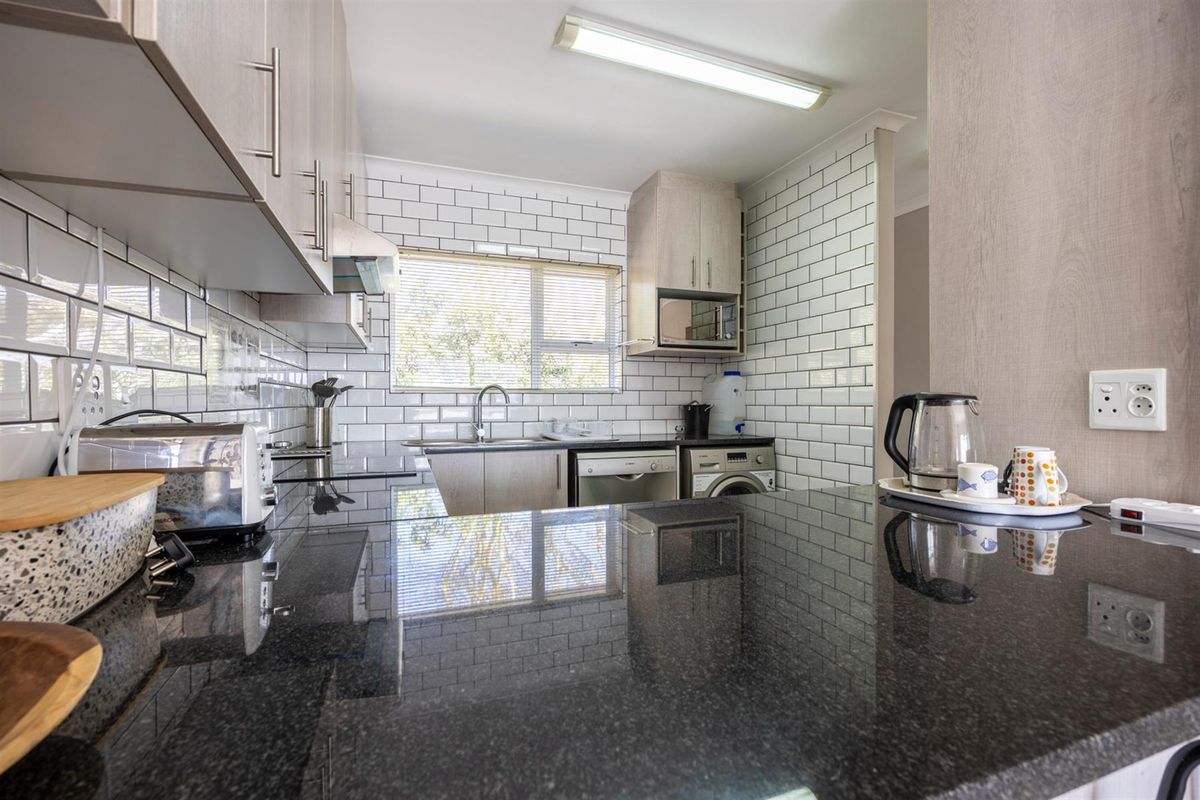 Apartment in Myburgh Park, Langebaan - Photo 5