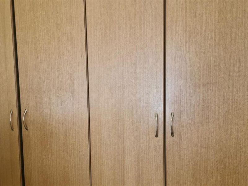 Modern 3-Bedroom Townhouse for Sale in Wilkoppies - Photo 10