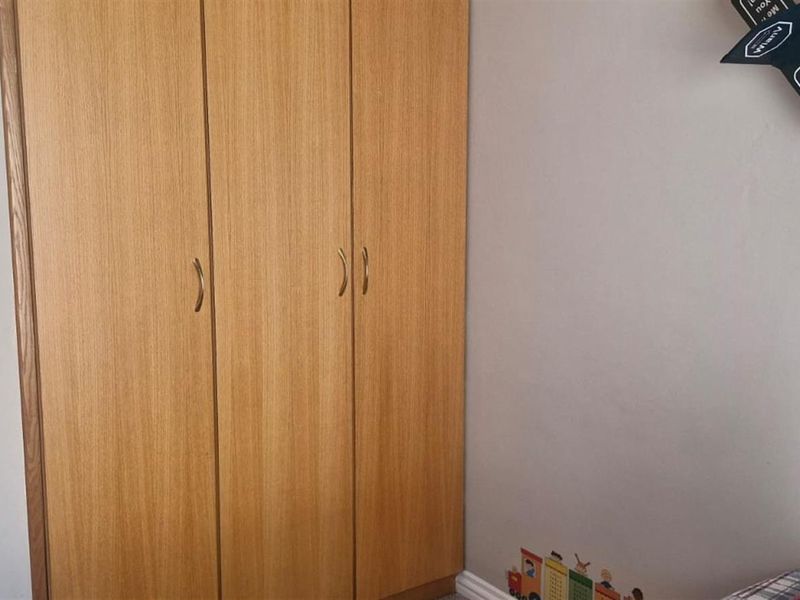 Modern 3-Bedroom Townhouse for Sale in Wilkoppies - Photo 8