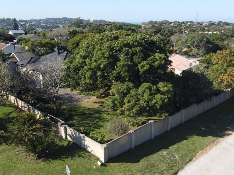 Three Bedroom House with Two Bedroom Flatlet - Photo 2