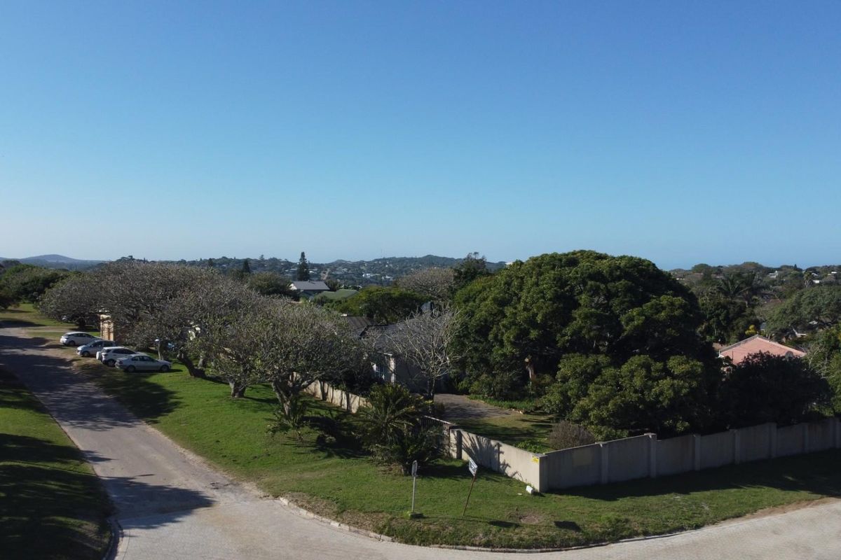 Three Bedroom House with Two Bedroom Flatlet - Photo 3