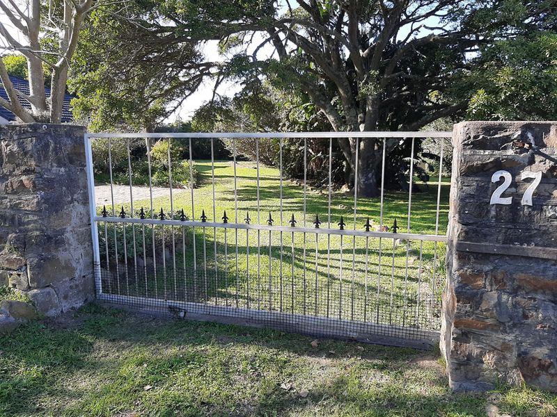 Three Bedroom House with Two Bedroom Flatlet - Photo 4