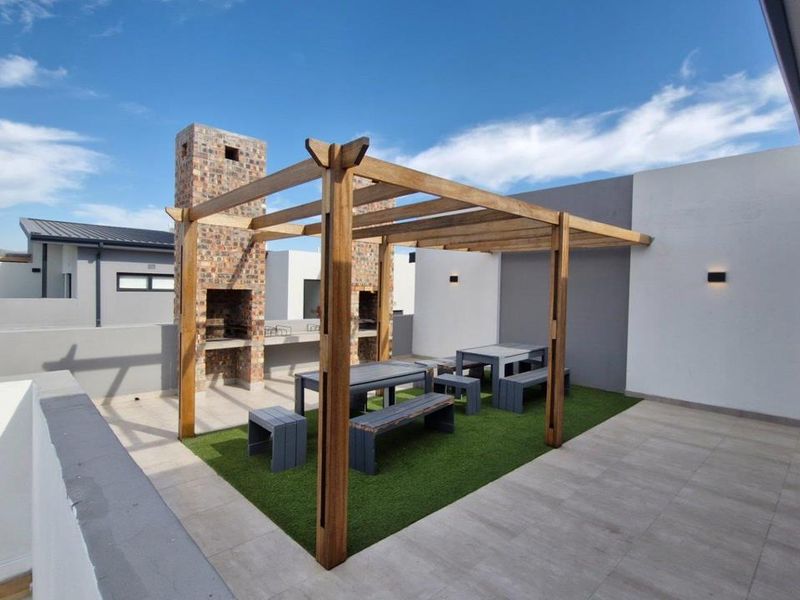 Investment Opportunity.  Entire block. Table View, Blouberg - Photo 2