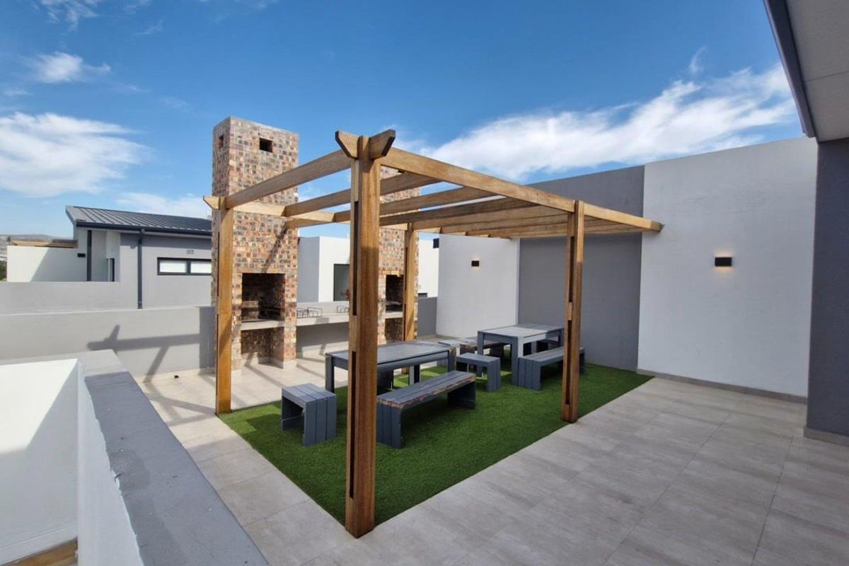 Investment Opportunity.  Entire block. Table View, Blouberg - Photo 2