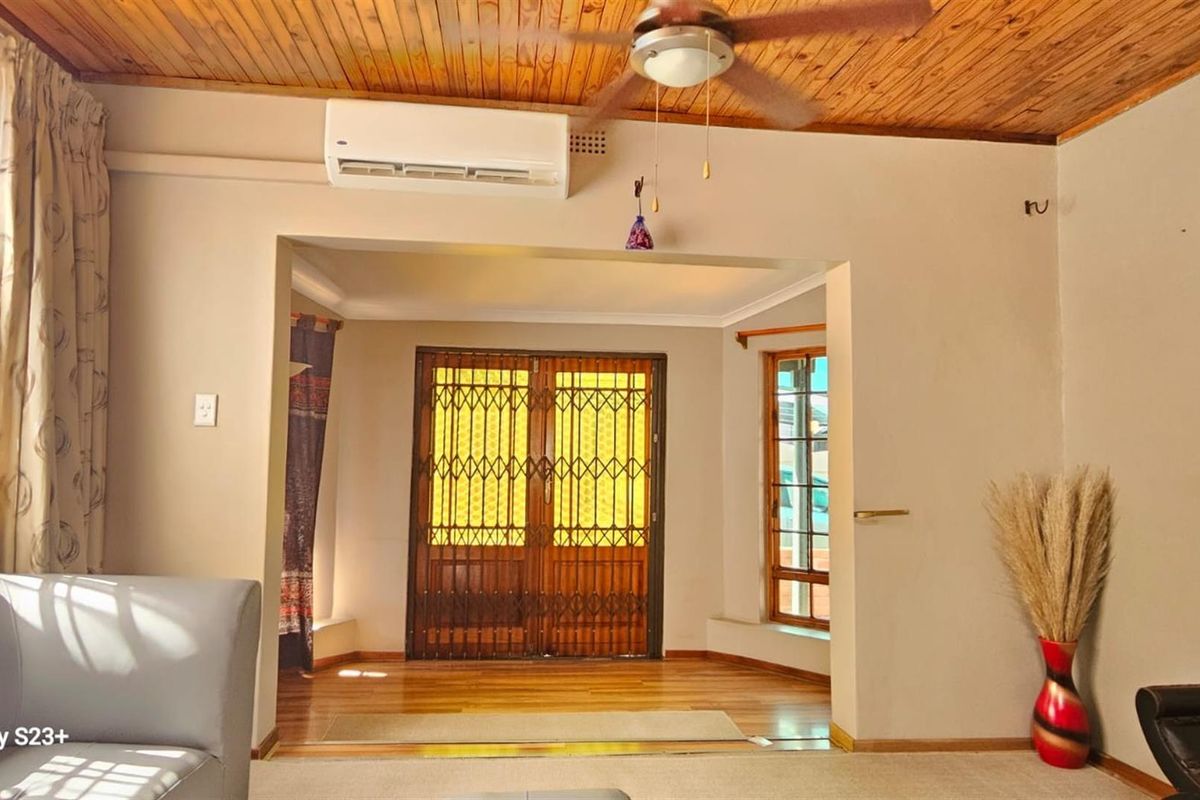 Stunning Family Home For sale In Mountain View Pretoria - Photo 5