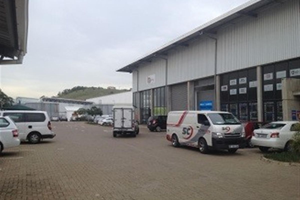 Prime Retail/Warehouse space to Rent in Riverhorse Valley, Durban, KwaZulu Natal. - Photo 2