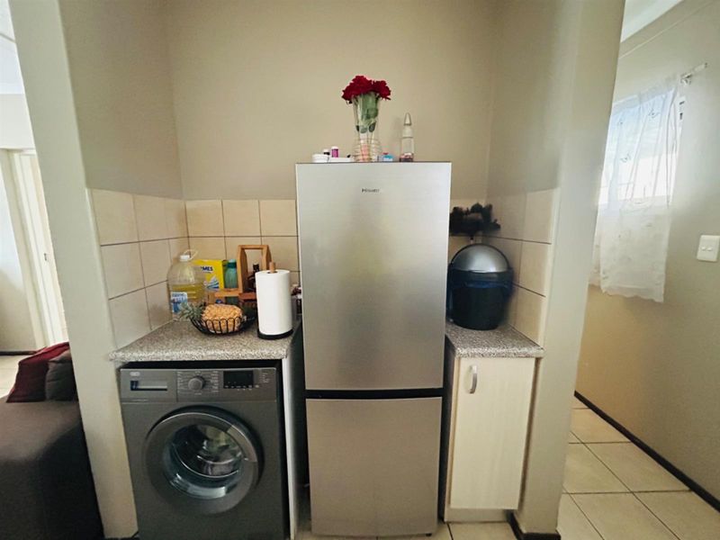 Apartment For Sale in Erand Gardens, Midrand - Photo 5