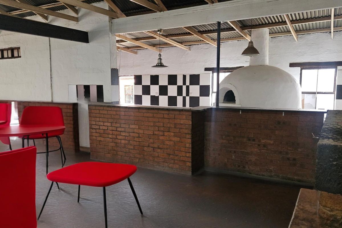 Income generating and rental potential in the Dargle the old Post Postino for sale - Photo 2