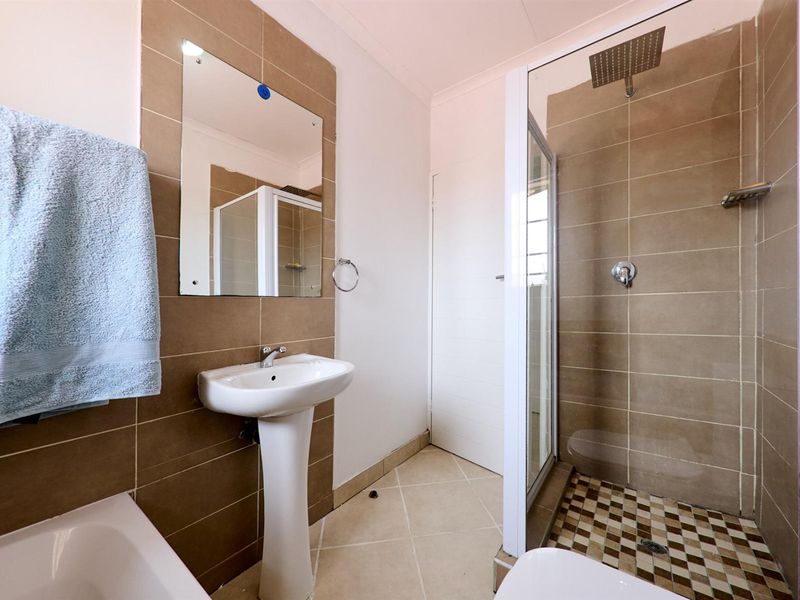 Apartment For Sale in Monavoni, Centurion - Photo 10