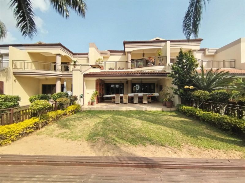 Townhouse For Sale in Richards Bay, KwaZulu Natal - Photo 3