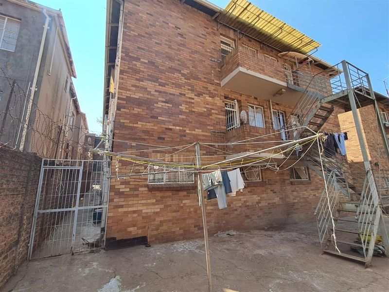 Commercial Property For Sale in Bellevue, Johannesburg - Photo 3