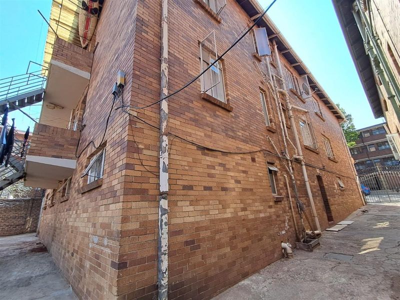 Commercial Property For Sale in Bellevue, Johannesburg - Photo 4