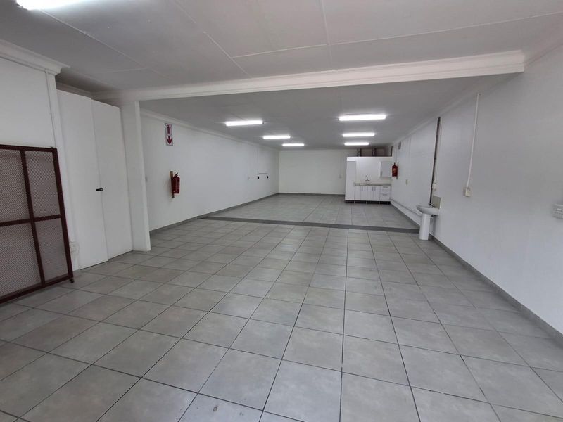 Business Premises For Sale in White River - Photo 4