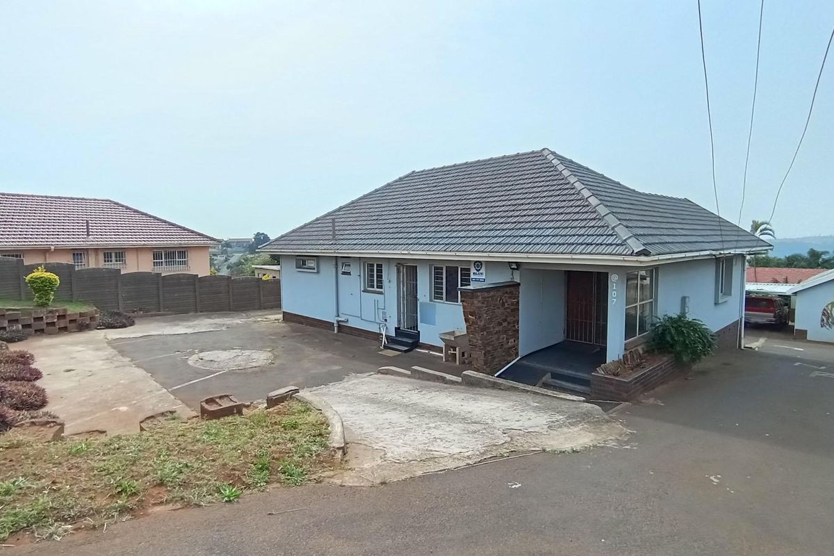 House (Offices) For Sale in Montclair, Durban, KwaZulu Natal - Photo 2
