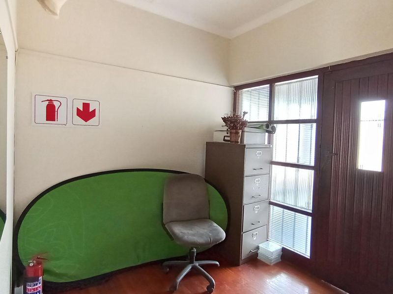 House (Offices) For Sale in Montclair, Durban, KwaZulu Natal - Photo 5