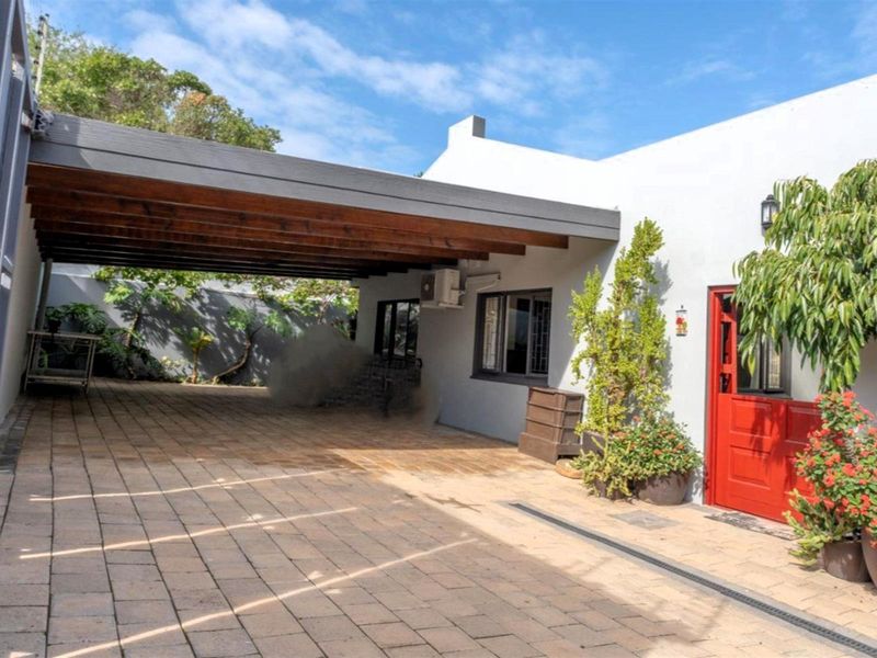 Seven Bedroom House For Sale In Kleinemonde - Photo 2