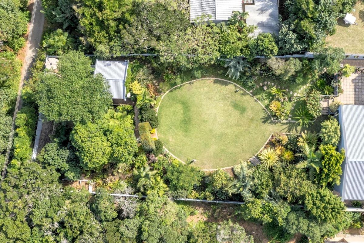 Seven Bedroom House For Sale In Kleinemonde - Photo 5