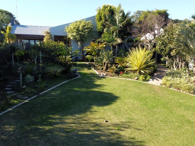 Seven Bedroom House For Sale In Kleinemonde - Photo 9