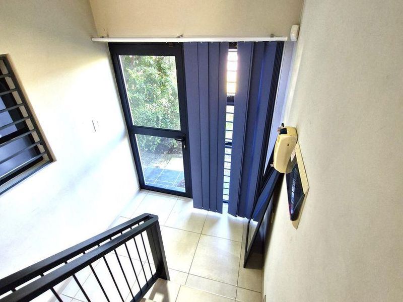 Townhouse For Sale in Beacon Bay, East London - Photo 4