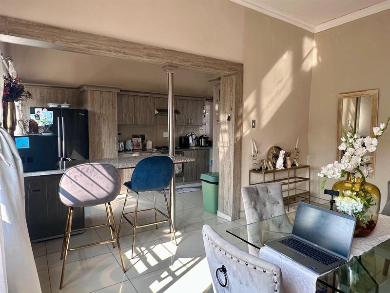 Prime Investment Estate with Secure Tenants & Expansion Potential - Photo 5