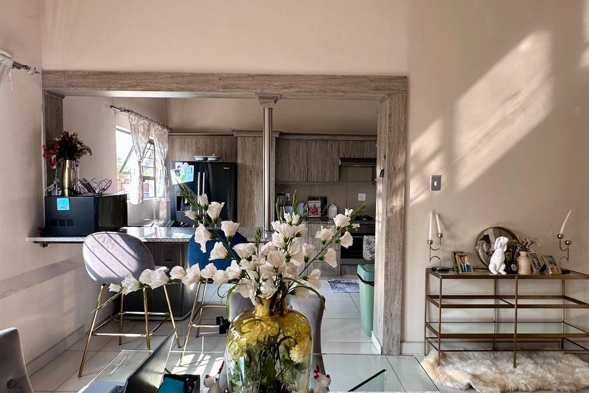 Prime Investment Estate with Secure Tenants & Expansion Potential - Photo 4